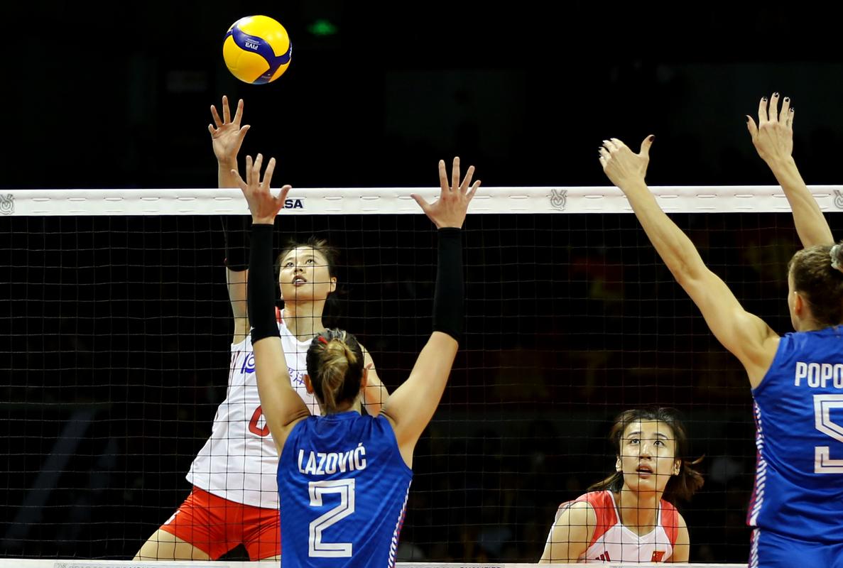 女排奥运会资格赛中国对塞尔维亚